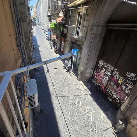 Apartament Al Centro Di Accanto Al Crist0 Velato *