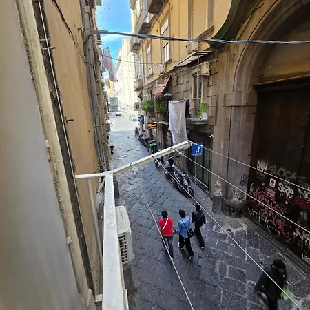 Al Centro Di Accanto Al Crist0 Velato * Nápoles