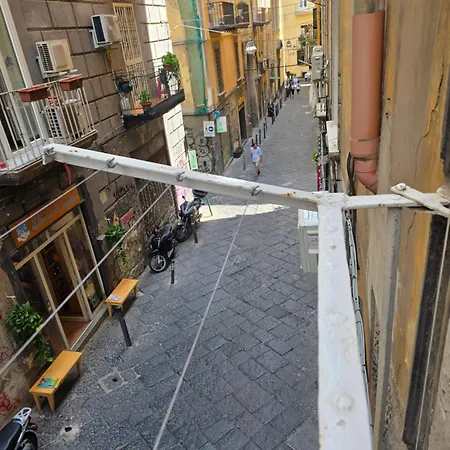 Apartament Al Centro Di Accanto Al Crist0 Velato *