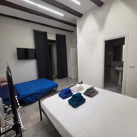 Apartamento Al Centro Di Accanto Al Crist0 Velato Nápoles