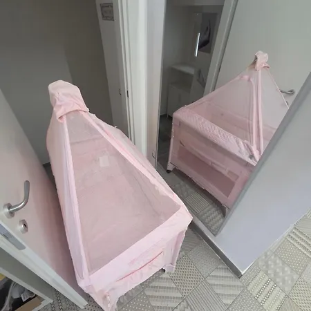 Al Centro Di Accanto Al Crist0 Velato