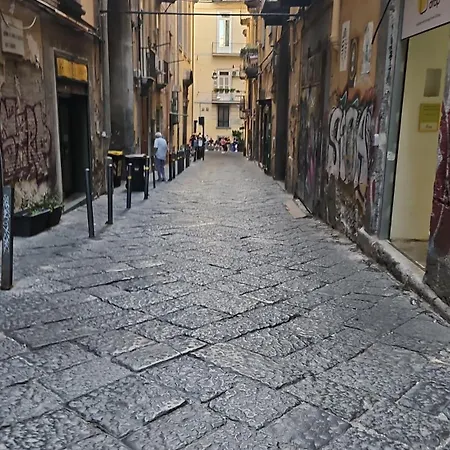 Al Centro Di Accanto Al Crist0 Velato Apartamento *