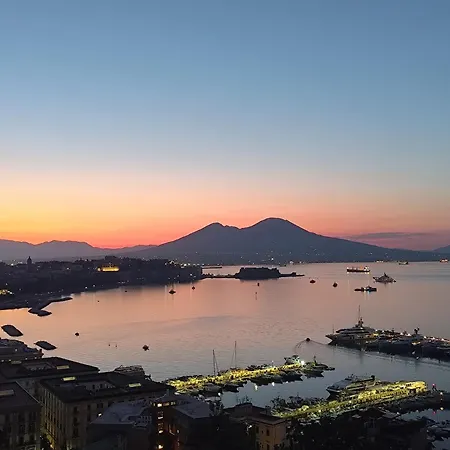 Apartament Al Centro Di Accanto Al Crist0 Velato *