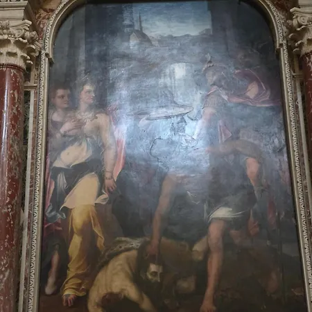 Apartament Al Centro Di Accanto Al Crist0 Velato *