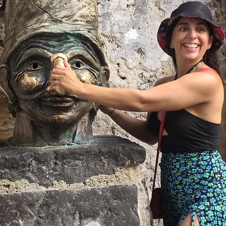 Al Centro Di Accanto Al Crist0 Velato Neapol